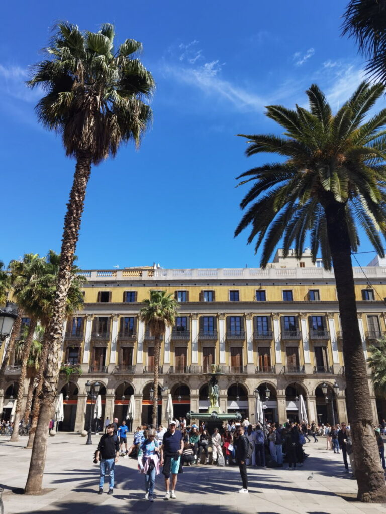 Plaça Reial Barcelona - die gute Stube der Stadt